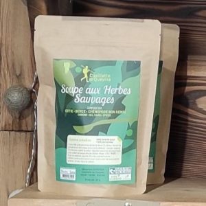 Soupe aux herbes sauvages